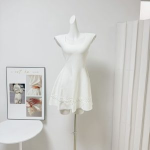 White Floral Knit Waist-Cinching Short Dress for Women
