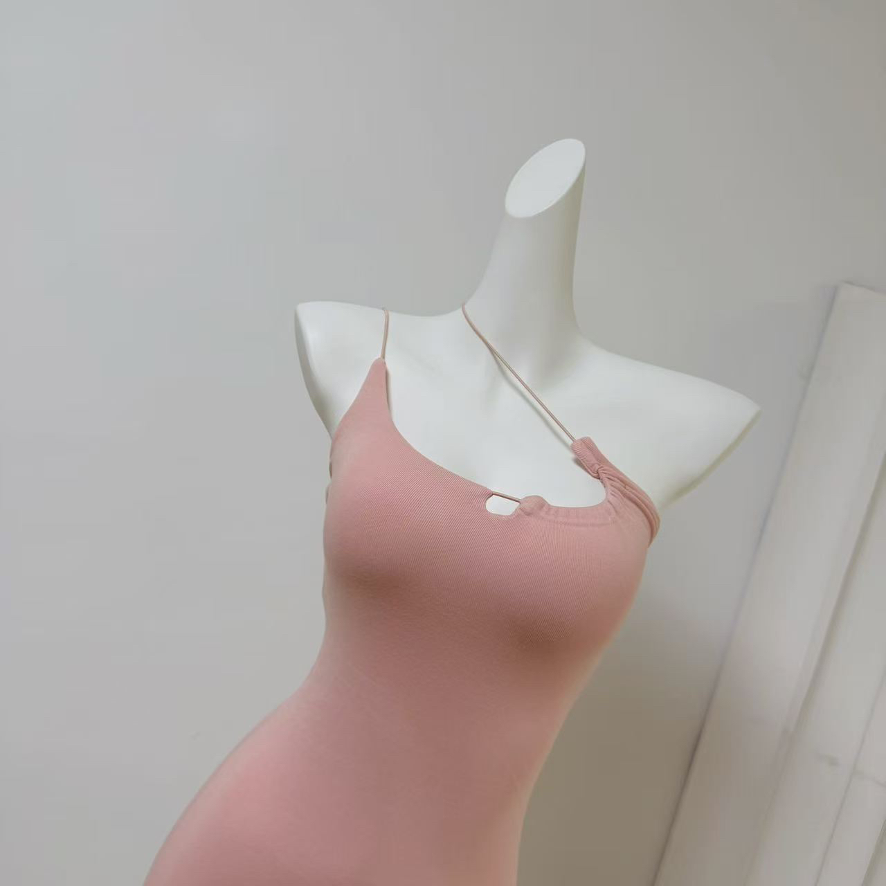 Pink Bodycon Dress and Cardigan Set with Built-In Push-Up Pads - Image 3
