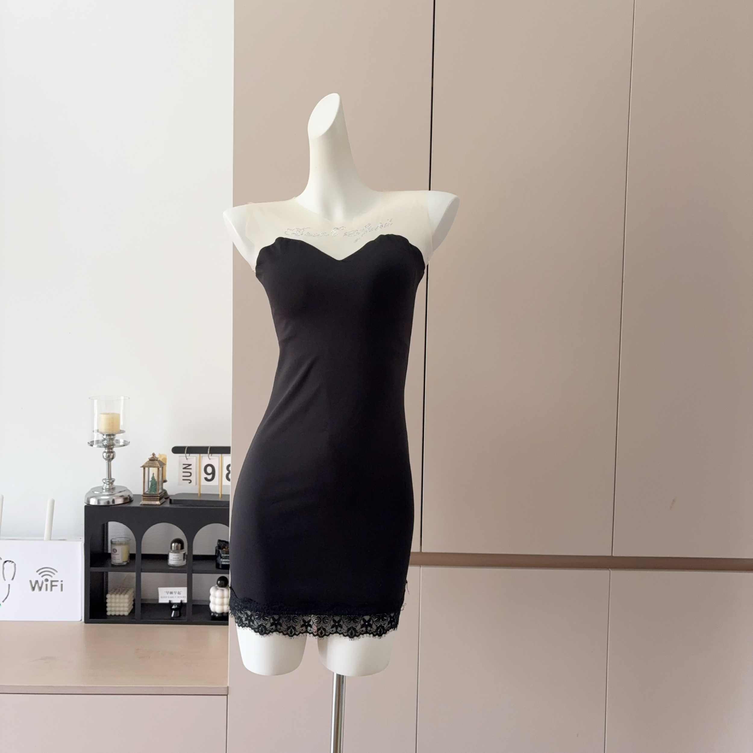 Dreamy Athena Off-Shoulder Bodycon Dress - Image 4
