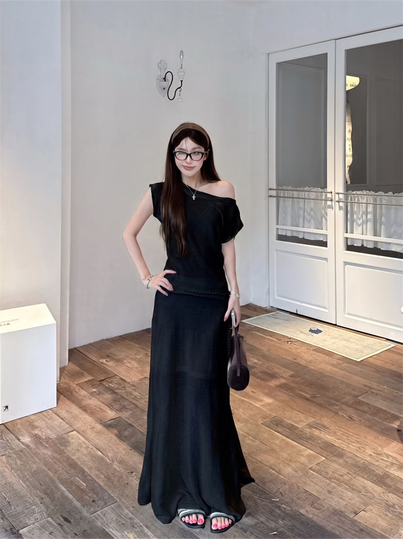 Women's Lyocell Knit Two-Piece Long Dress Set with U-Neck - Image 3