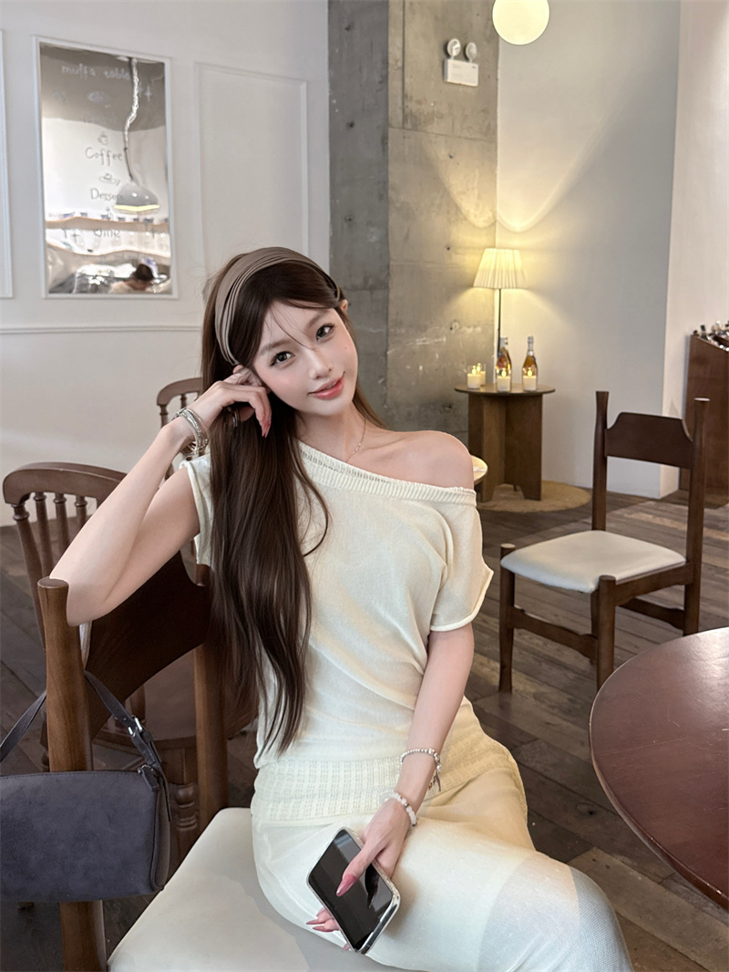 Women's Lyocell Knit Two-Piece Long Dress Set with U-Neck - Image 4