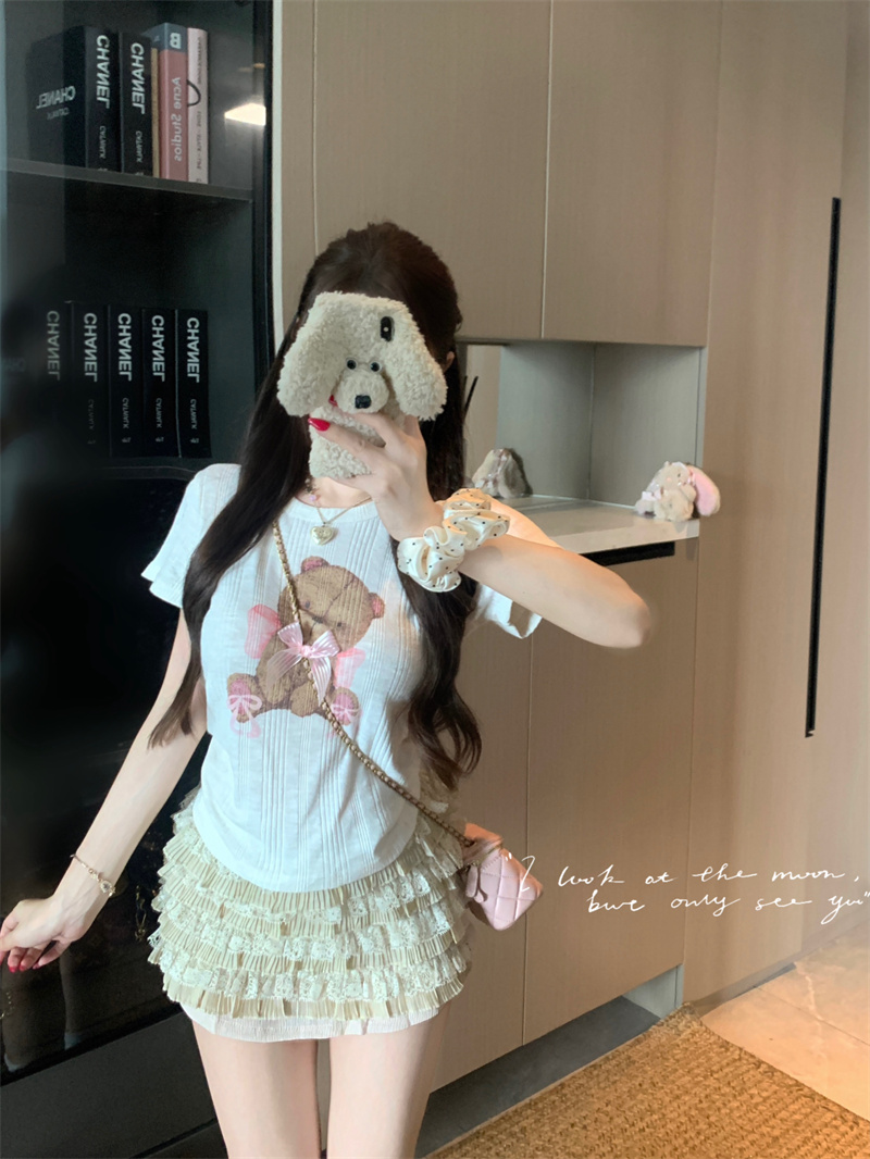 Cute Bear Print Short Sleeve T-Shirt and Lace Tiered Skirt Two-Piece Set - Image 3