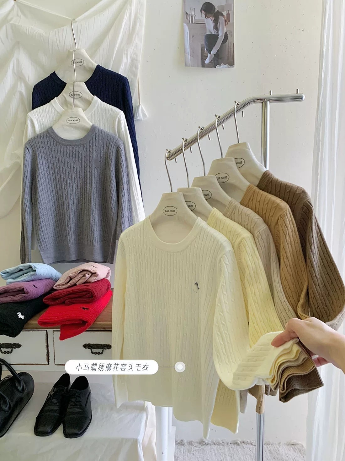 Korean Embroidered Crew Neck Cable Knit Sweater for Women - Style 44007e - Image 3