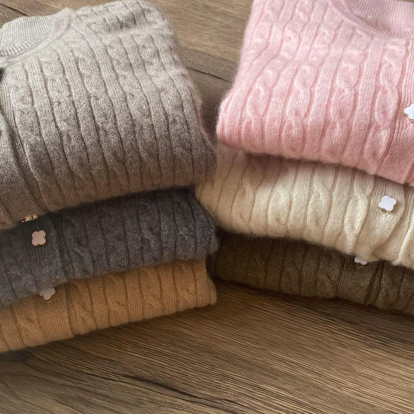 Women's Autumn Winter Round Neck Cashmere Cardigan Vintage Cable Knit Loose Sweater Coat - Image 5