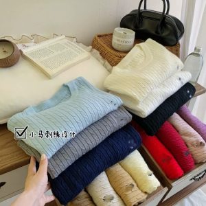 Korean Embroidered Crew Neck Cable Knit Sweater for Women - Style 44007e