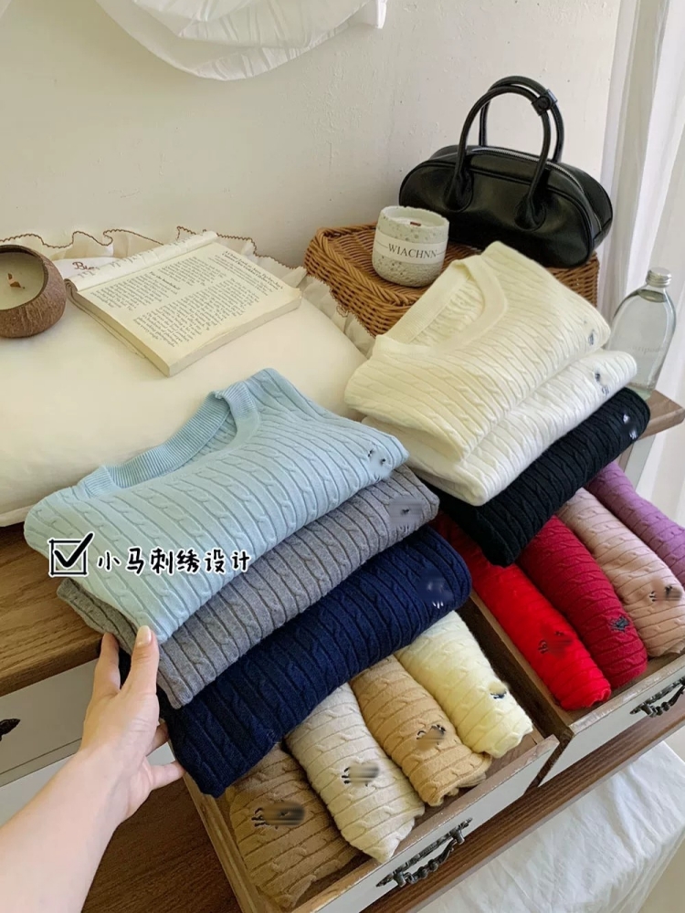 Korean Embroidered Crew Neck Cable Knit Sweater for Women - Style 44007e